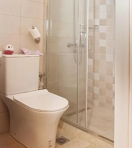 Demi Apartamento